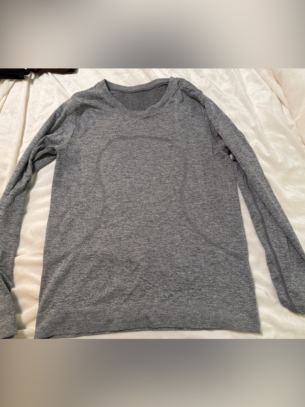 lululemon athletica Gray Long Sleeve Tee